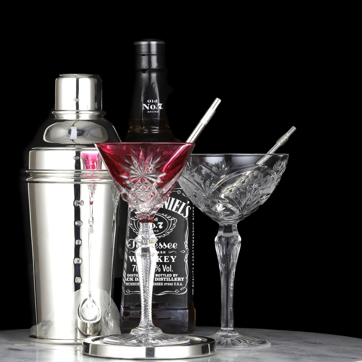 Bar & Table