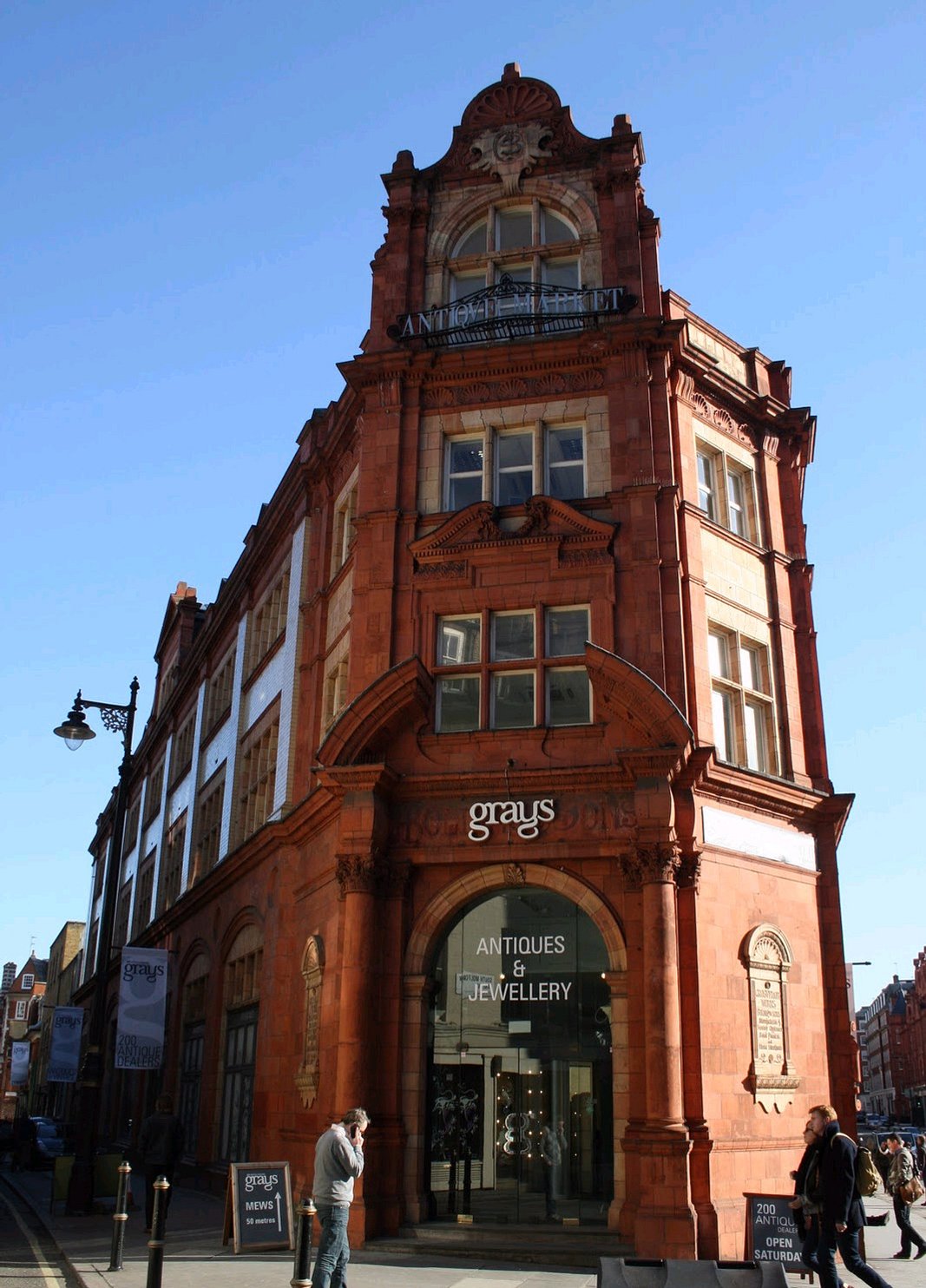 Grays Antique Centre, Mayfair